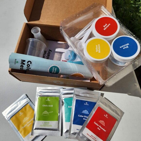 NEW KiwiCo. Kiwi Co. Colorful Chemistry Science Kit Craft Experiments School Sup - Picture 5 of 7